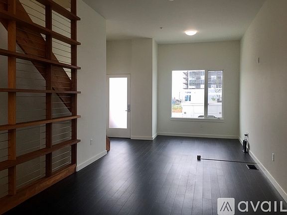 5th image of 226 Coleman St Unit 226