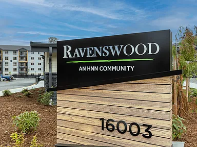 Ravenswood Apartments