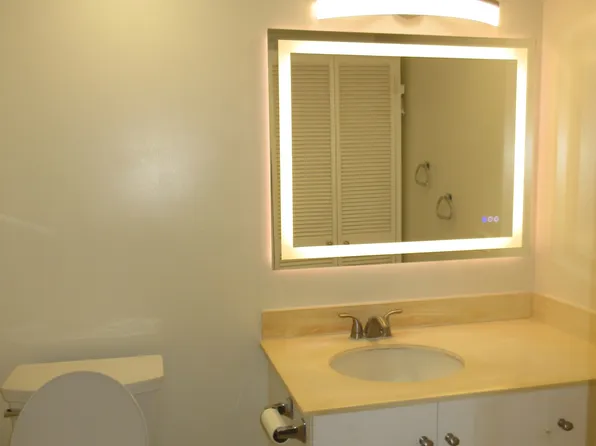 2029 Nuuanu Ave APT 906, Honolulu, HI 96817