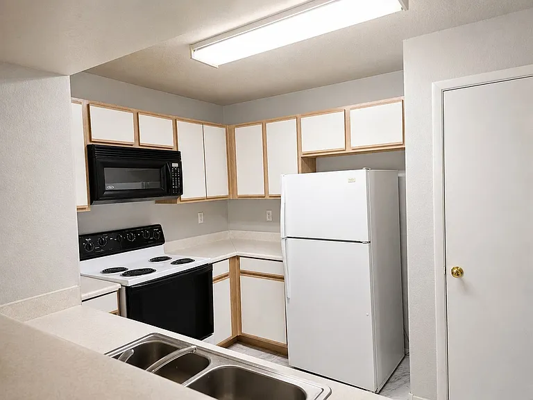 2300 E Silverado Ranch Blvd #2140 — Photo 2