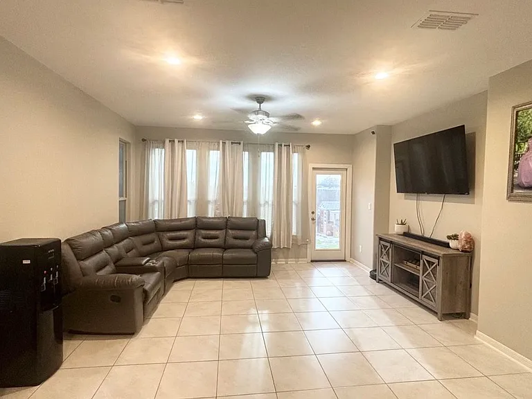 1312 E Sonador Dr S — Photo 11