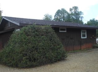 366 Evergreen Country Ln, Flat Rock, NC 28731