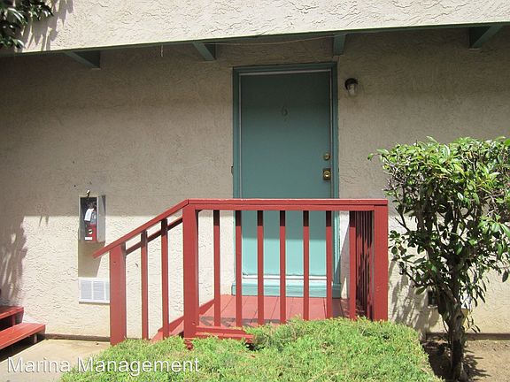 3rd image of 240 Holly St APT 6