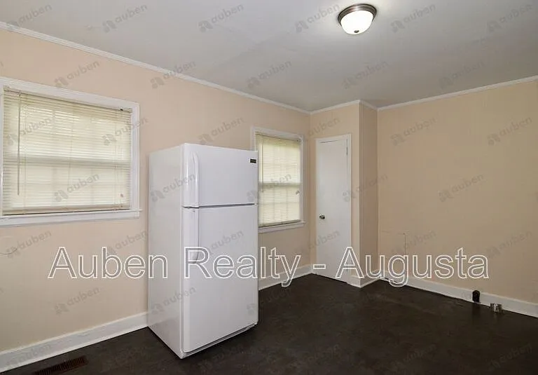 1430 Jackson Rd — Photo 11