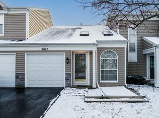 2047 Muirfield Cir, Elgin, IL 60123