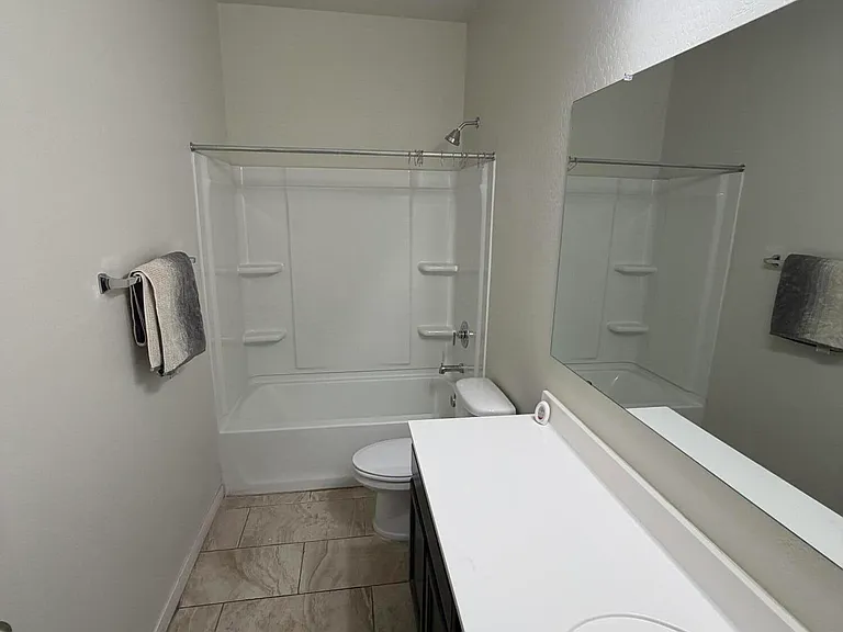 7836 W Riverside Ave — Photo 15