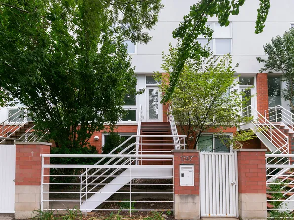 1745 W Wellington Ave, Chicago, IL 60657