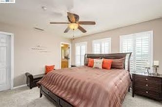 Upstairs Primary Bedroom