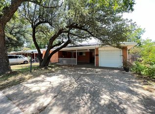 2804 Goldenrod Ave, Fort Worth, TX 76111