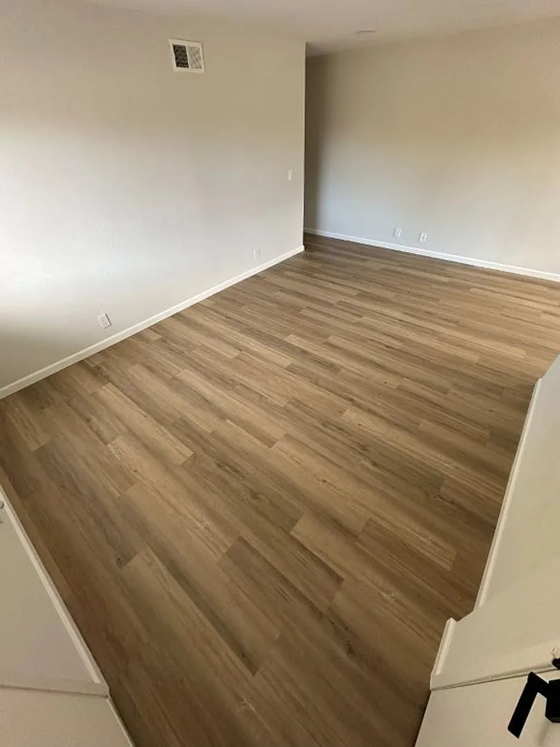 Nor Cal Realty, Inc.- 2 Bedroom/1 Bath Condo with Covered Car Port. — Photo 4