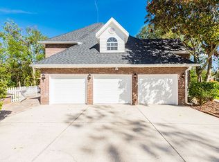 2 Broadwater Dr, Ormond Beach, FL 32174