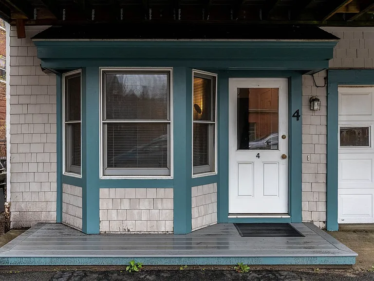 208-210 Vaughan Street — Photo 34