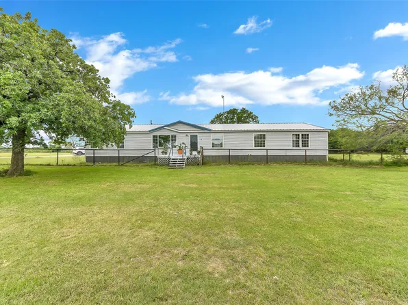 197 County Road 3382, Paradise, TX 76073