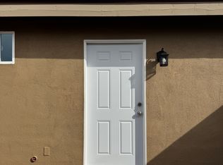 251 W Collins St #2, Oxnard, CA 93036