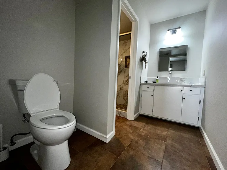 3034 Swallows Nest Dr — Photo 10