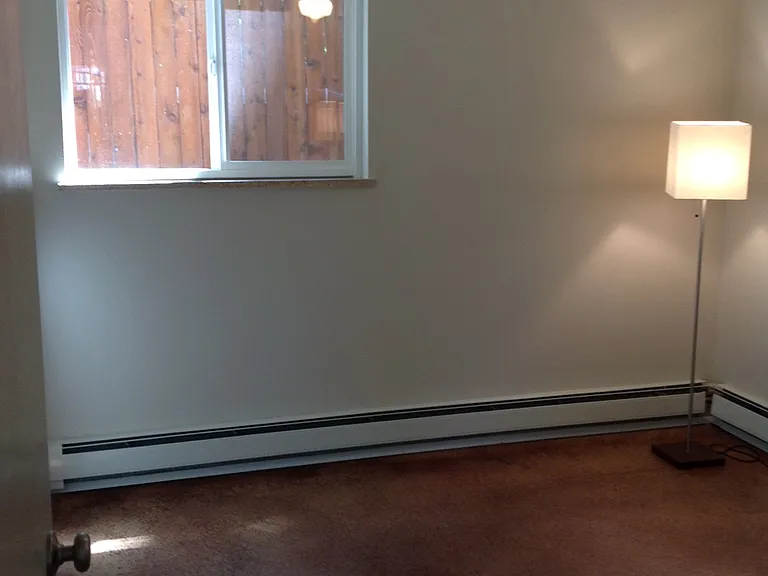 1050 N Emerson St #10 — Photo 5