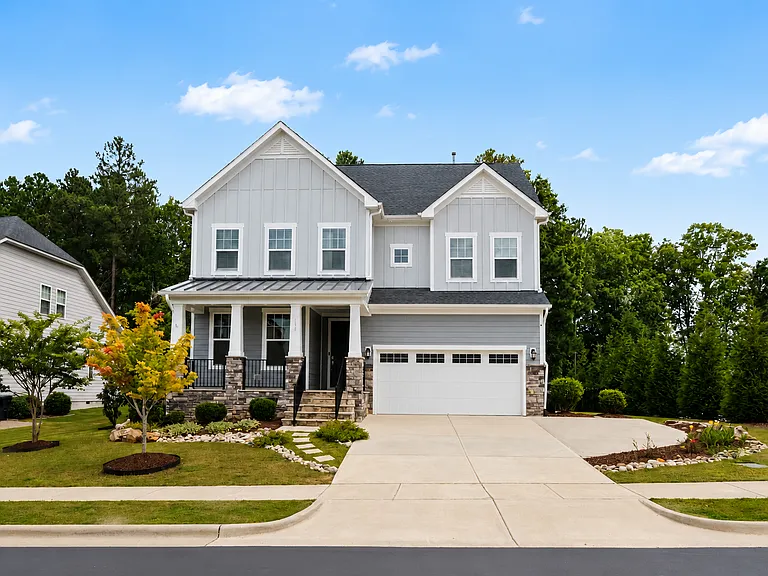 138 Legacy Falls Dr — Photo 1