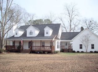 264 Lagrange St, Grantville, GA 30220