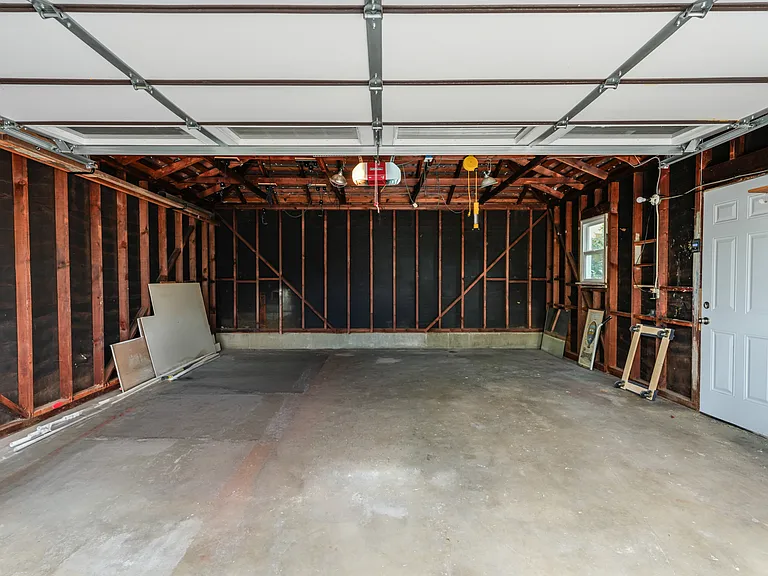 1215 Meadowbrook Rd — Photo 42