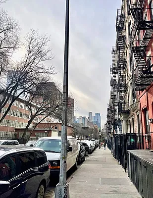 Rented by Corcoran | media 25