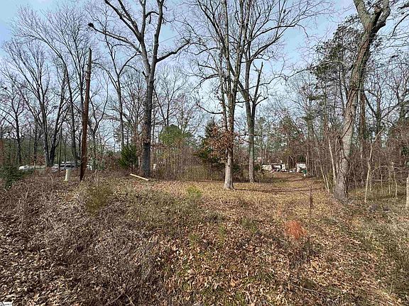 5th image of 148 Douglas Rd