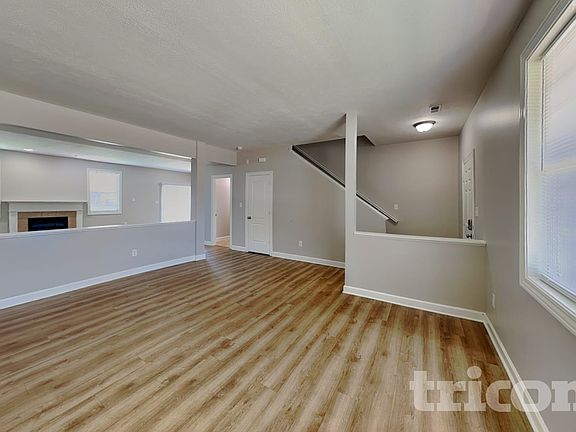4th image of 5426 Basin Park Dr