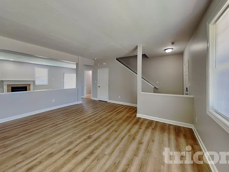5426 Basin Park Dr — Photo 4