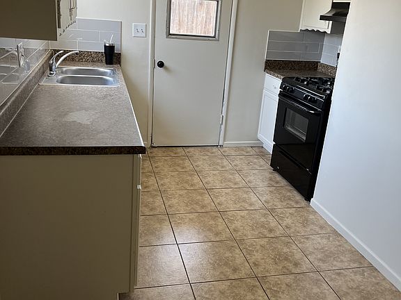 4th image of 378 S G St #3