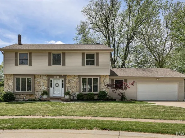 1825 Orchard Hill Dr, Chesterfield, MO 63017