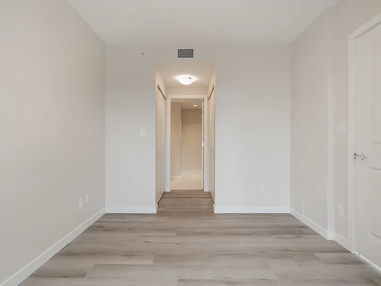 1182 Westwood St — Photo 141