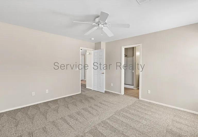 12106 N 130th Dr — Photo 11