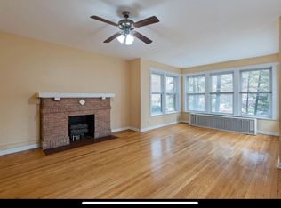 2139 W Touhy Ave #1, Chicago, IL 60645