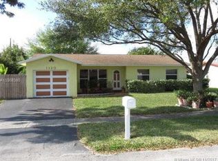 1120 NW 96th Ter, Pembroke Pines, FL 33024