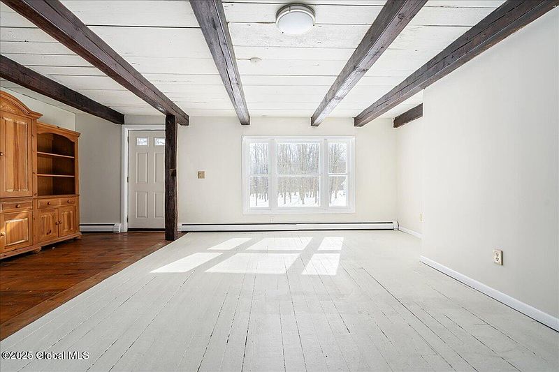 5th image of 65 Kaydeross Avenue #West