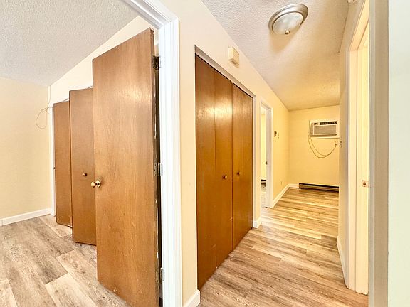 3rd image of 3016 Sherrill Ave APT G