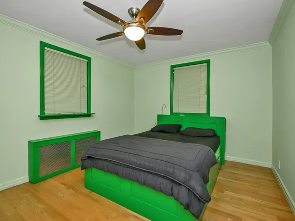 189-23 39th Avenue image 3 of 6