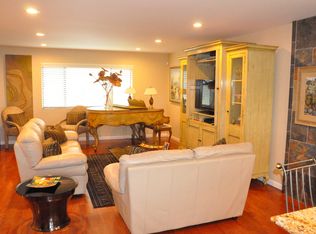 102 Metro Vista Dr, Hawthorne, NJ 07506