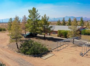 955 S Colorado Rd, Golden Valley, AZ 86413