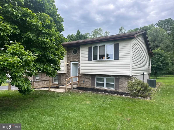 23 Topeka Rd, Conowingo, MD 21918