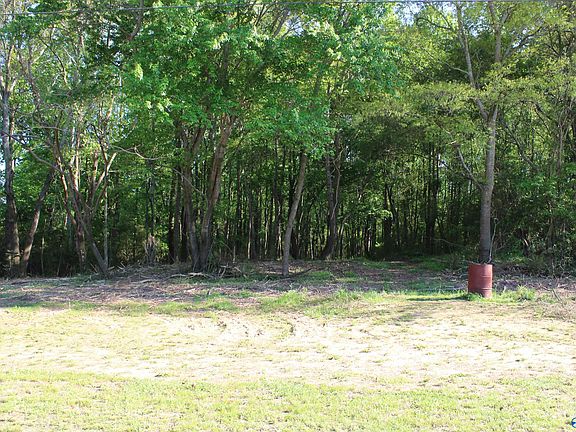 2nd image of 62 Luthers Rd