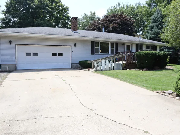 406 E Jackson St, Ohio, IL 61349