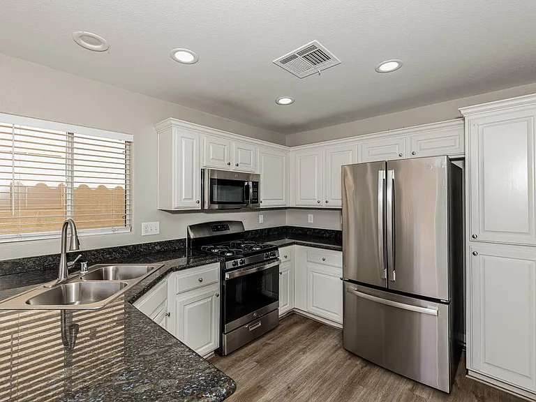 6471 Brook Cottage Ln — Photo 7