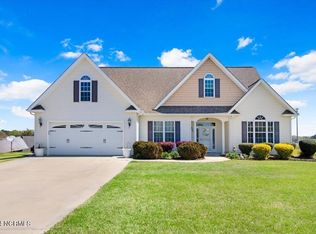 206 Glenn Laurel Dr, Pikeville, NC 27863
