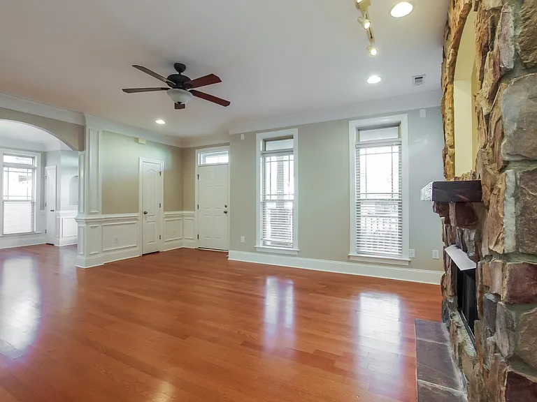3040 Ivy Brook Pl — Photo 7