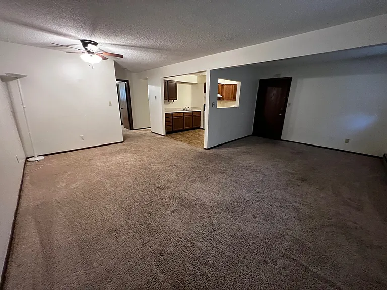 603 S Hennepin Ave #6 — Photo 9