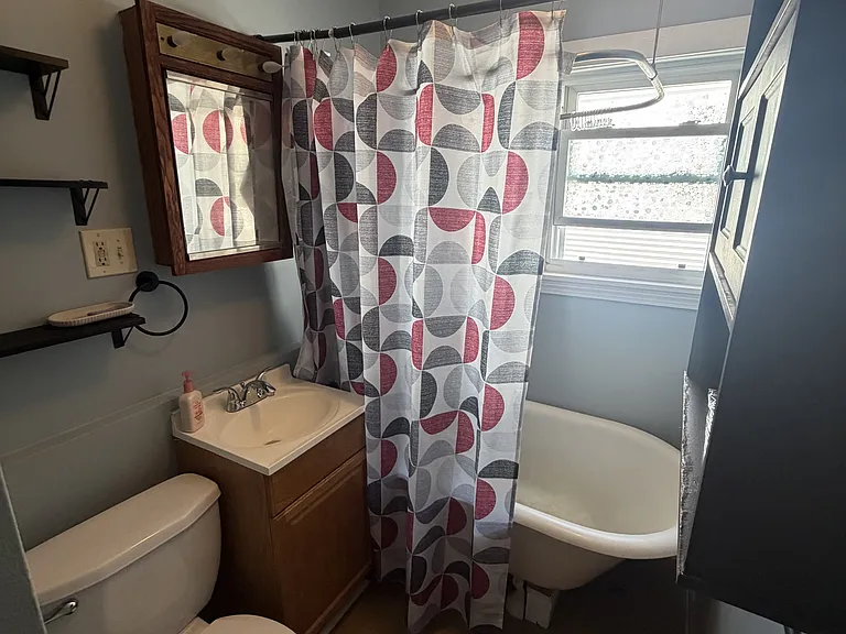 189 Bonney St #2 — Photo 7