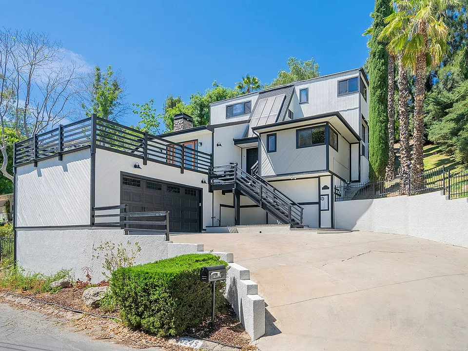 5245 Elvira Rd