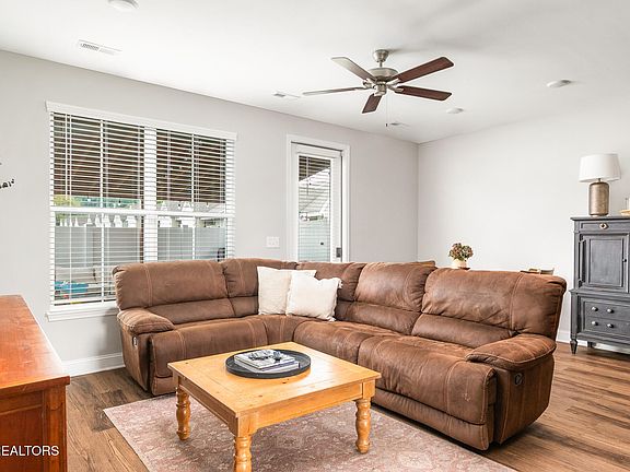 5th image of 465 Harper Village Way