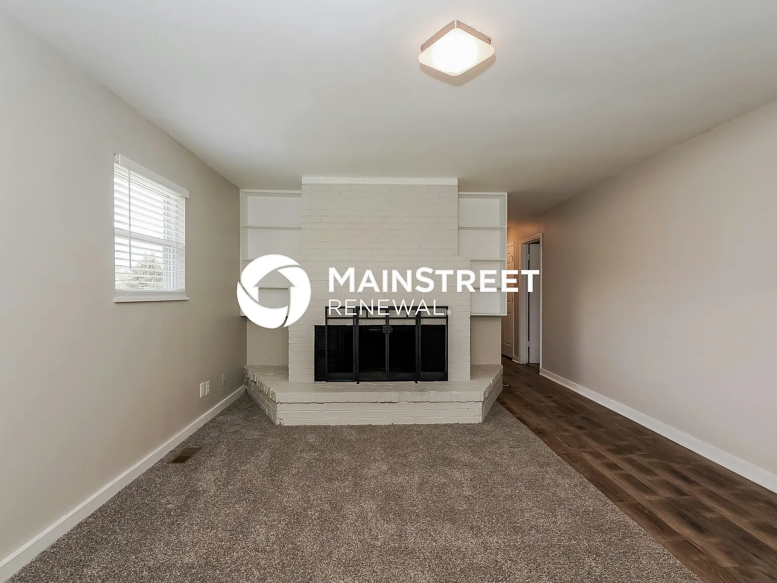 2816 Dietz St — Photo 3