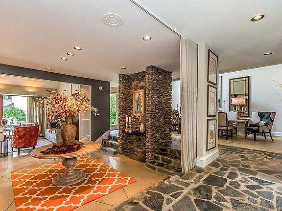 3rd image of 2518 Wildwood Dr
